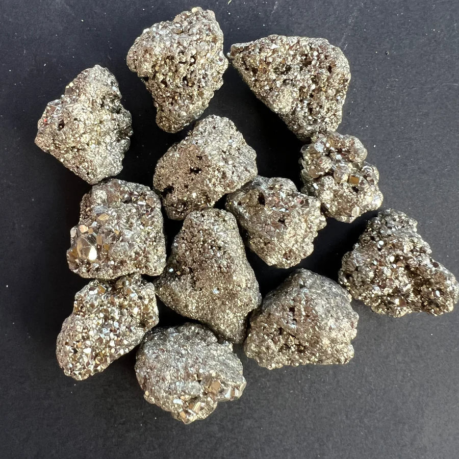 pirită cluster brut din Peru - pirita cristal abundență și protecție