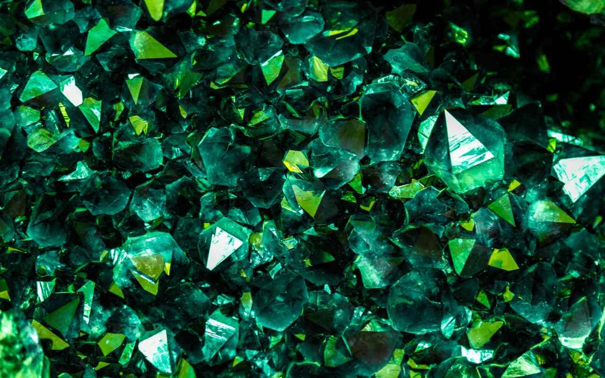 pietre semipretioase verzi